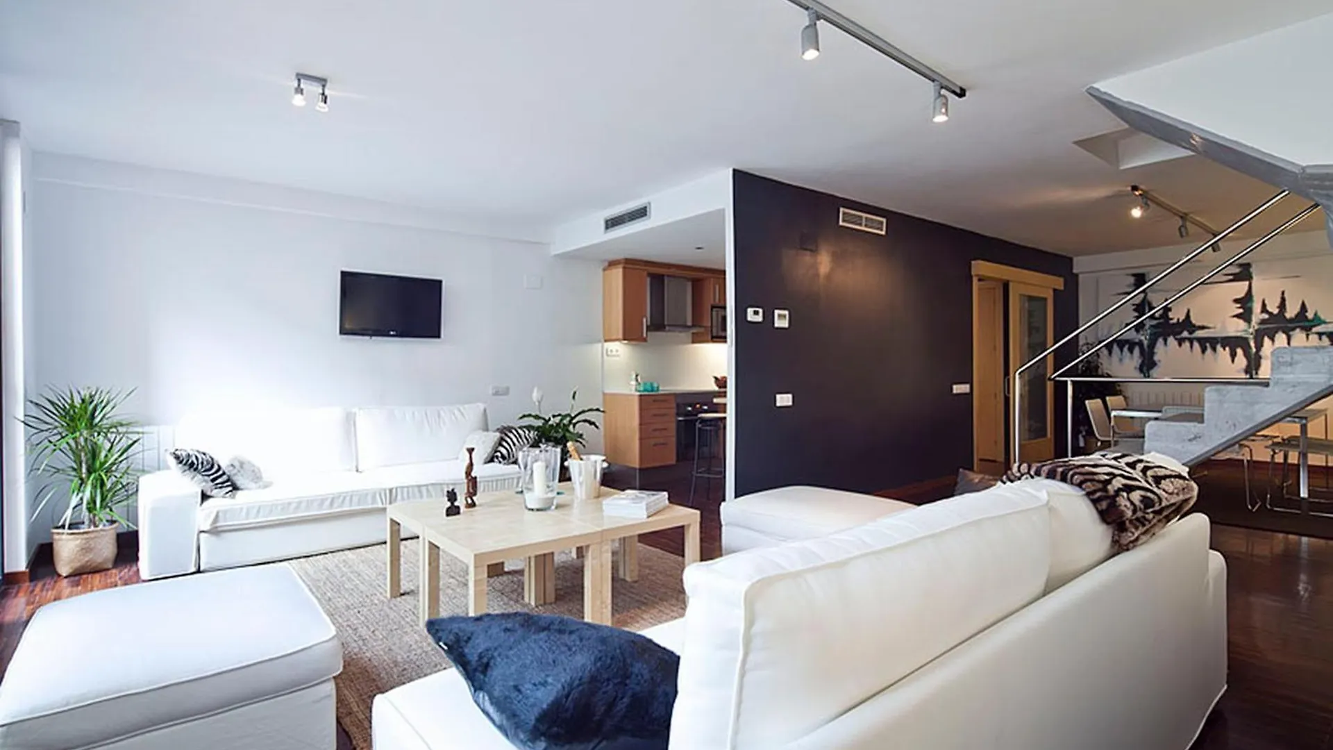 Apartment Barcelona Rentals - Private Pool And Garden Center