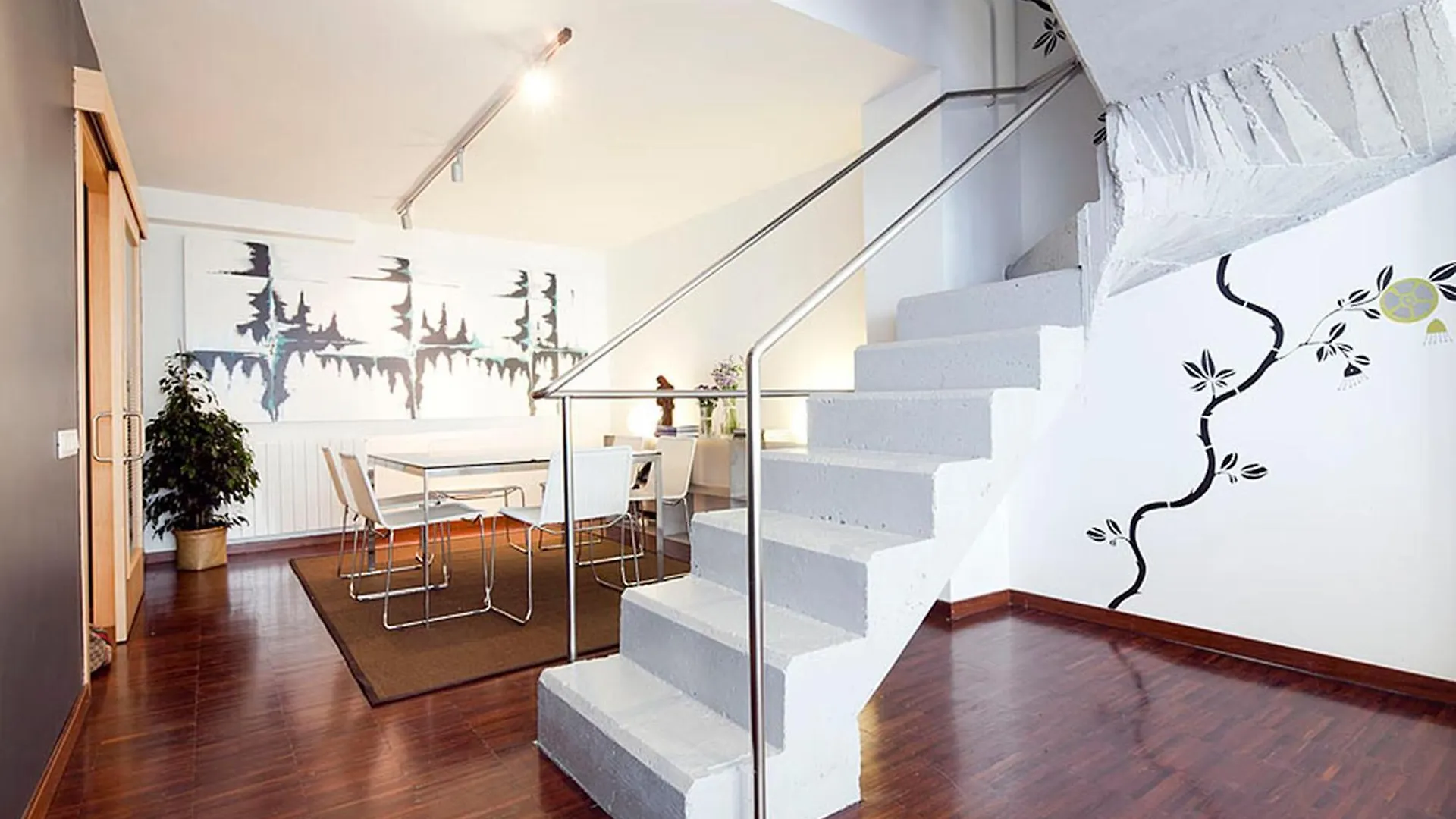 Apartment Barcelona Rentals - Private Pool And Garden Center Spain