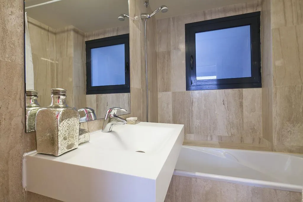 Apartment Barcelona Rentals - Private Pool And Garden Center